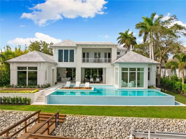 3455  Gin  LN, Naples, FL 34102