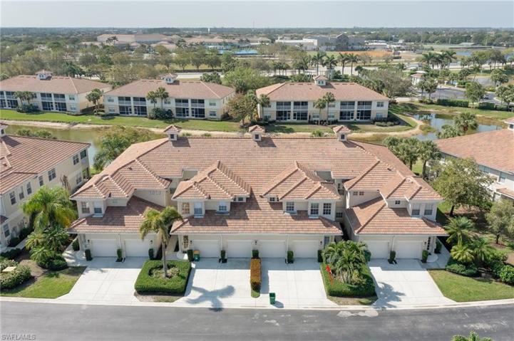 3061  Driftwood  WAY, NAPLES, FL 34109