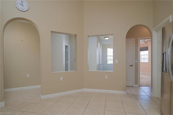 3061  Driftwood  WAY, NAPLES, FL 34109
