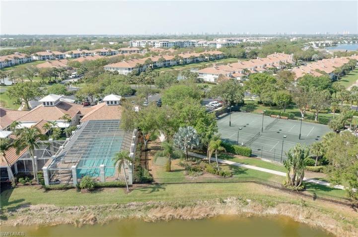 3061  Driftwood  WAY, NAPLES, FL 34109