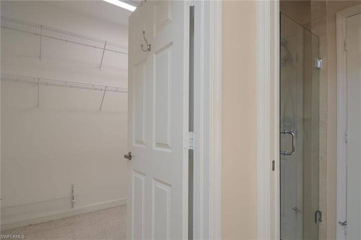 3061  Driftwood  WAY, NAPLES, FL 34109