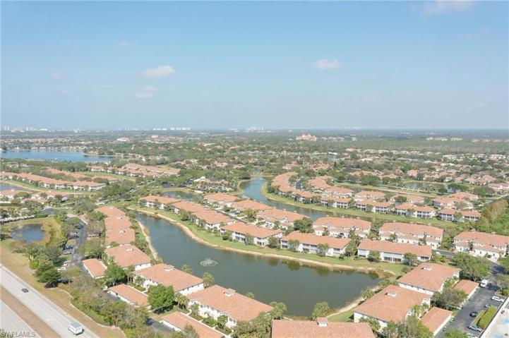 3061  Driftwood  WAY, NAPLES, FL 34109