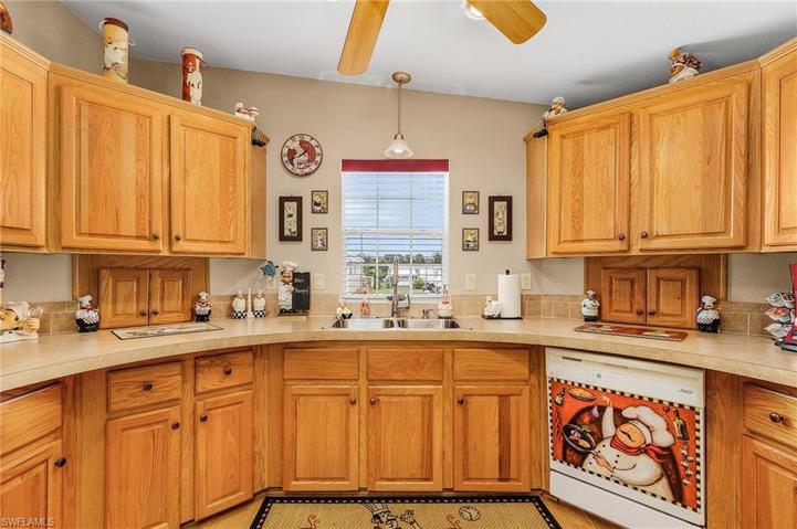 5150  Forest Park  DR, North Fort Myers, FL 33917