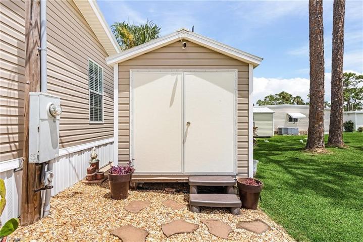5150  Forest Park  DR, North Fort Myers, FL 33917