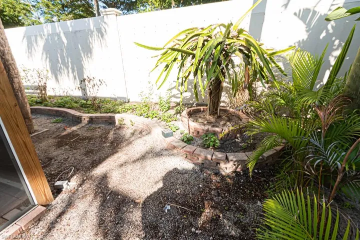 1881  Danford  ST, Naples, FL 34112