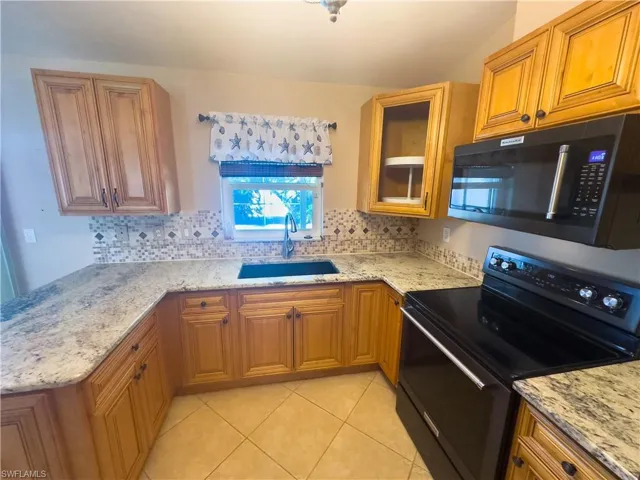 3106 SW 14th  CT, Cape Coral, FL 33914