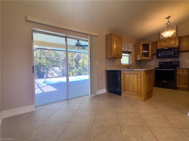 3106 SW 14th  CT, Cape Coral, FL 33914