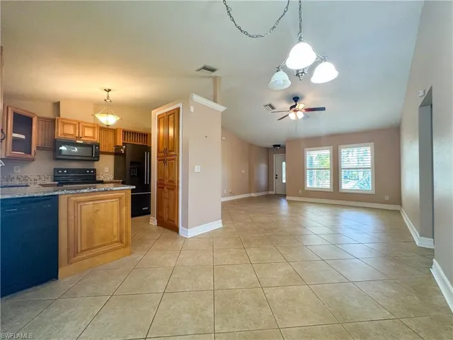 3106 SW 14th  CT, Cape Coral, FL 33914
