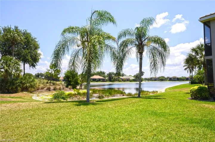 Corner Lake View