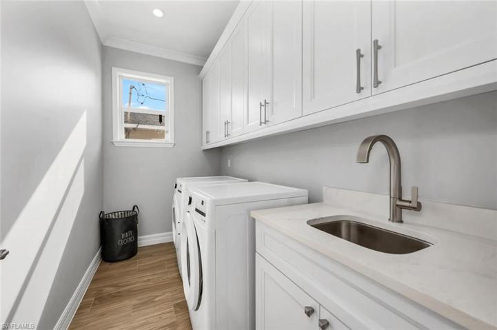 Laundry room with sink