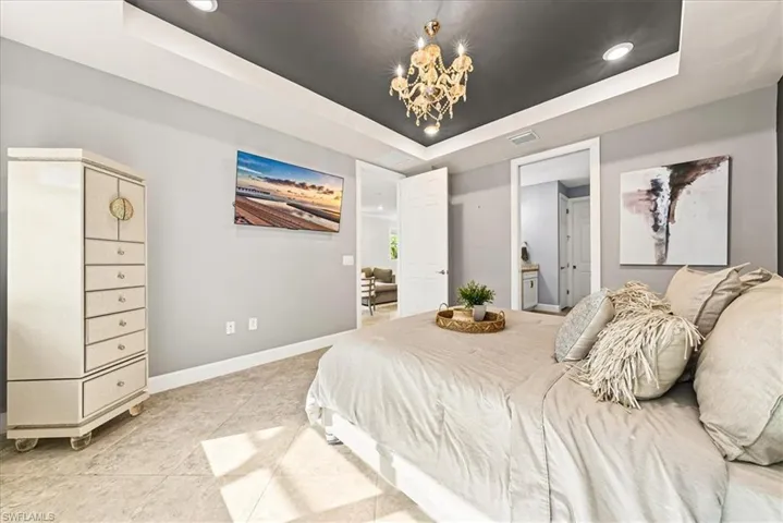 7670 Jacaranda Ln, Naples, Florida 34114