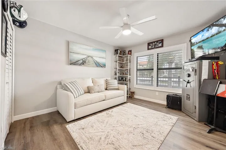 4240 Se 20th Pl 210, Cape Coral, Florida 33904