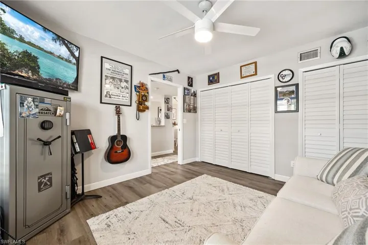 4240 Se 20th Pl 210, Cape Coral, Florida 33904