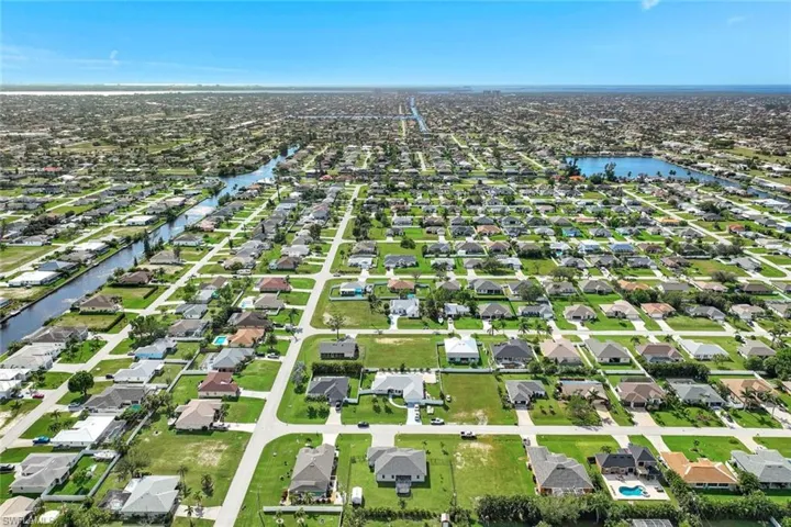 1209 Sw 33rd Ter, Cape Coral Fl 33914