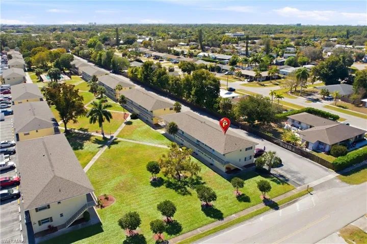 3325  Airport N RD, Naples, FL 34105