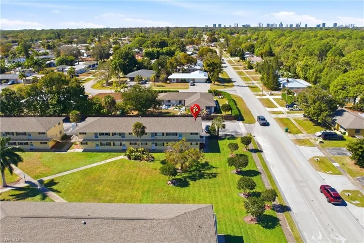 3325  Airport N RD, Naples, FL 34105