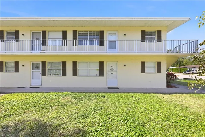 3325  Airport N RD, Naples, FL 34105