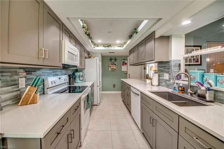 3616  Sabal Springs  BLVD, NORTH FORT MYERS, FL 33917
