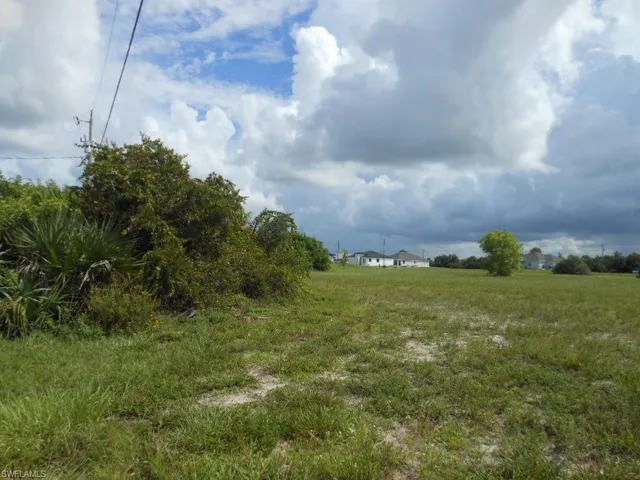 View of local wilderness featuring rural landscape