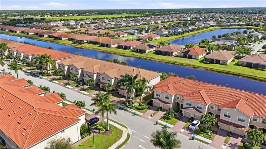 2652 Blossom Way, Naples, Florida 34120