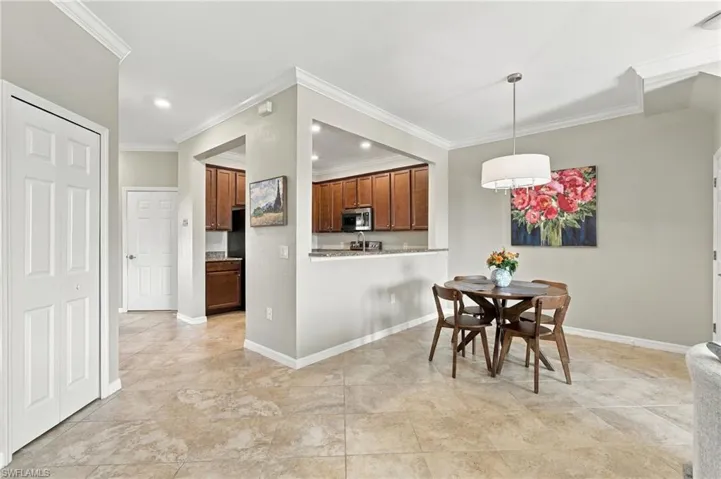 2652 Blossom Way, Naples, Florida 34120