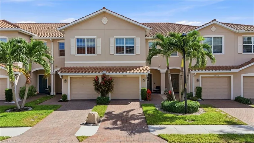 2652 Blossom Way, Naples, Florida 34120