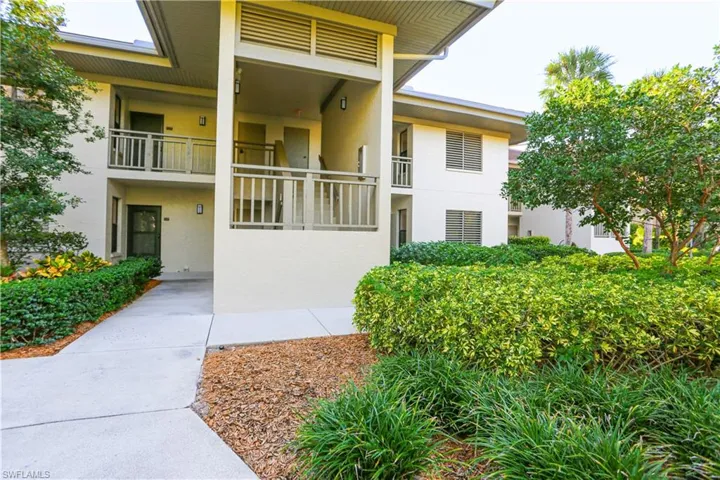 3611 Wild Pines Dr 202, Bonita Springs, Florida 34134