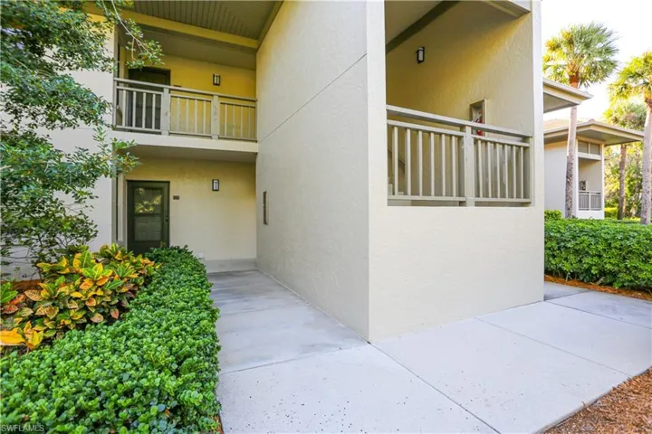3611 Wild Pines Dr 202, Bonita Springs, Florida 34134