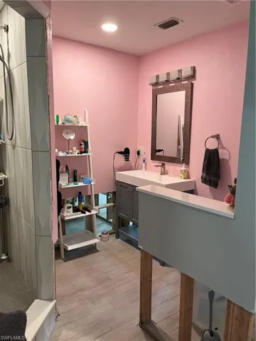 Master Bath with Walk in Shower