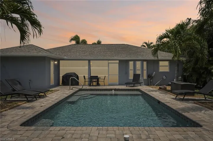 808 SW 14th  PL, Cape Coral, FL 33991