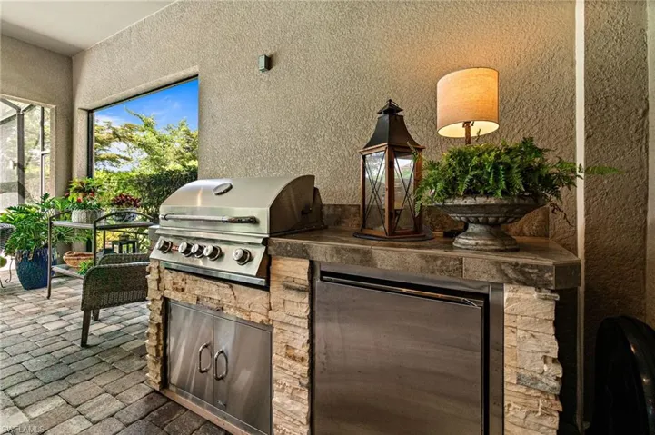 14045 Hawks Eye Ct, Estero, Florida 33928