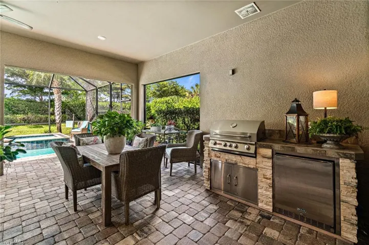 14045 Hawks Eye Ct, Estero, Florida 33928