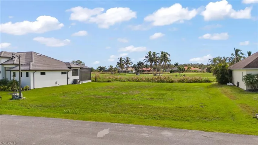 18012 Greenwood Dr, Naples Fl 34114