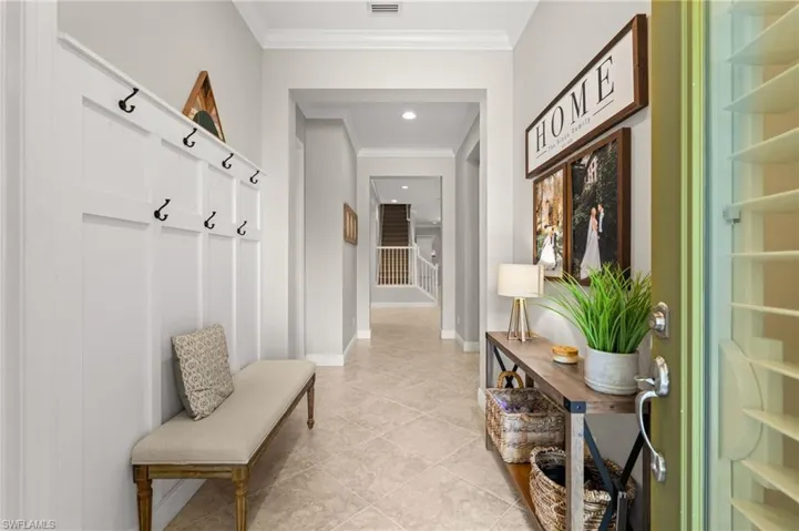 4115 Raffia Dr, Naples, Florida 34119