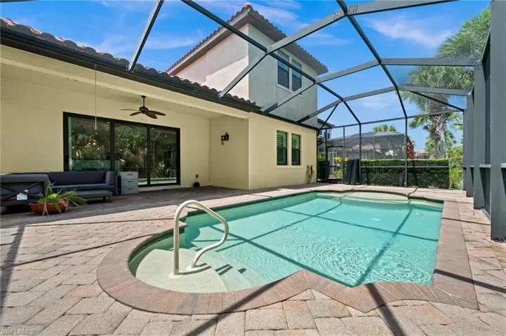 4115 Raffia Dr, Naples, Florida 34119