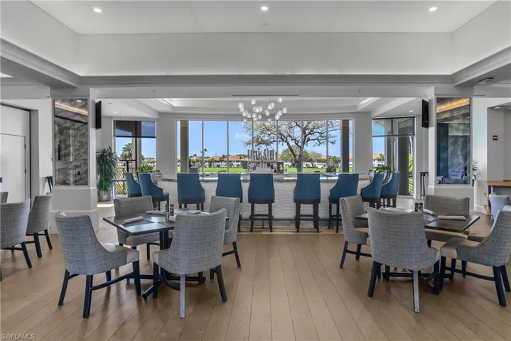 Clubhouse Dining