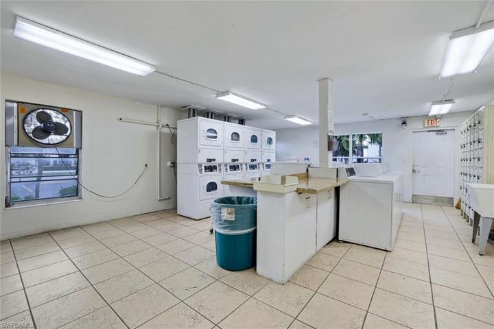 Community Laundry Room-Exclusive Use