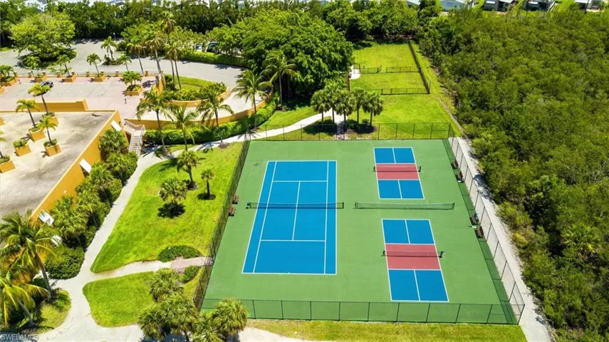 Refurbished_tennispickelball