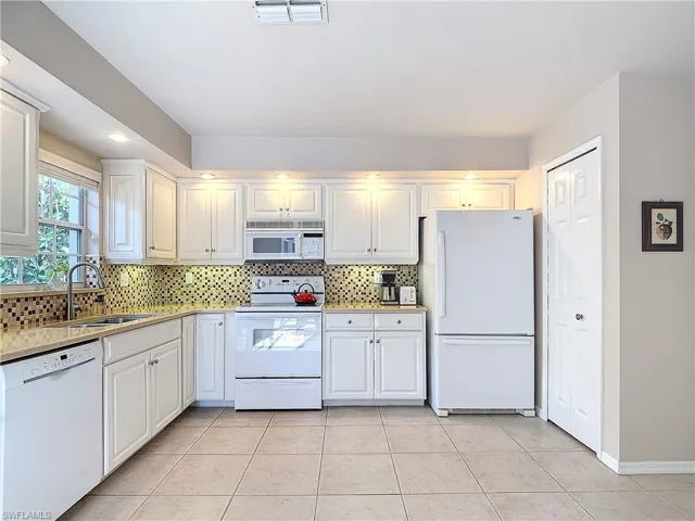 2170  Palo Duro  BLVD, North Fort Myers, FL 33917