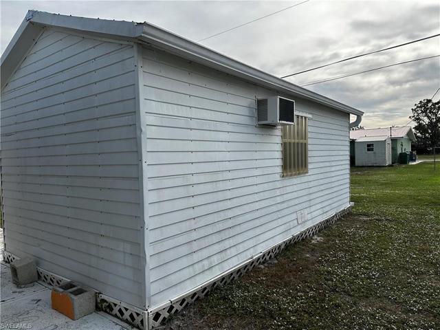 air conditioned shed/workshop