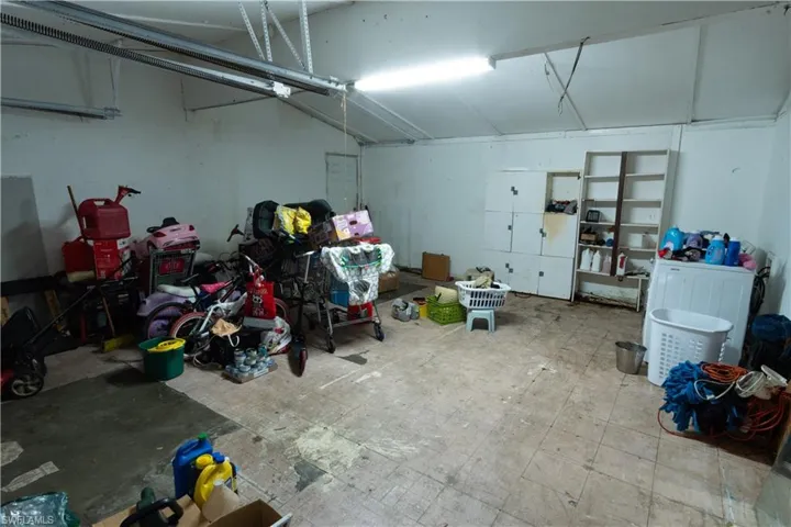 3750  Guilford  RD, Naples, FL 34112