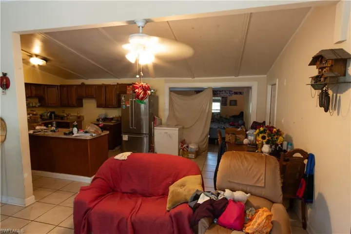 3750  Guilford  RD, Naples, FL 34112