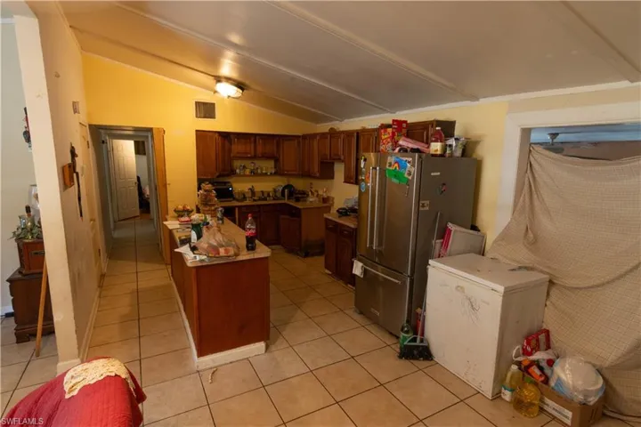 3750  Guilford  RD, Naples, FL 34112