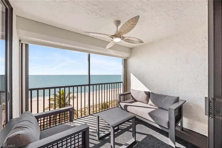 10475  Gulf Shore  DR, Naples, FL 34108