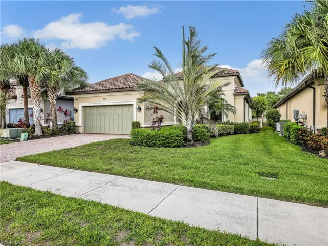 8451 Palacio Ter W, Naples, Florida 34114