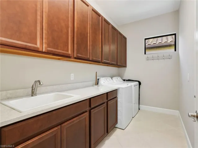 8451 Palacio Ter W, Naples, Florida 34114