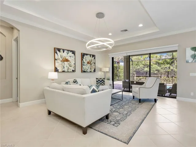8451 Palacio Ter W, Naples, Florida 34114