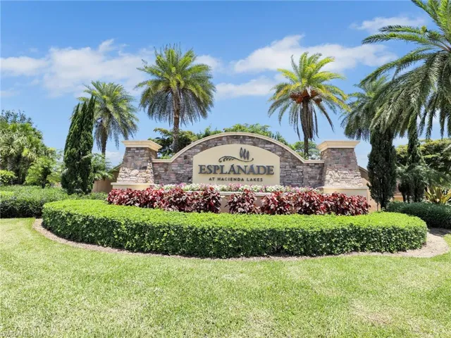 8451 Palacio Ter W, Naples, Florida 34114