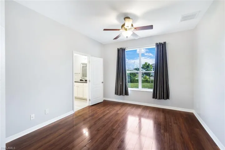 305 Ne 13th Ter, Cape Coral Fl 33909