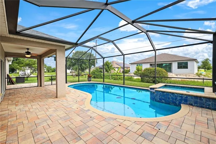 305 Ne 13th Ter, Cape Coral Fl 33909